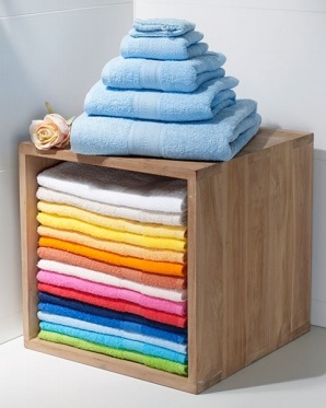 Bath towel - Customise with embroidered name!